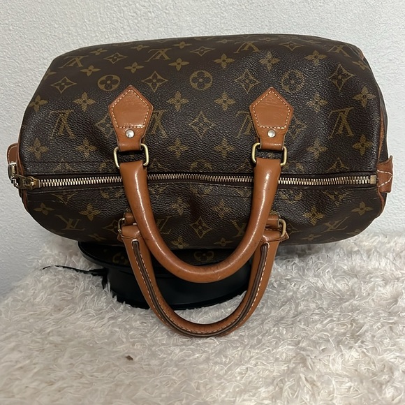 Louis Vuitton The French Co Made in USA Vintage Monogram Speedy 30 with … - Picture 8 of 17